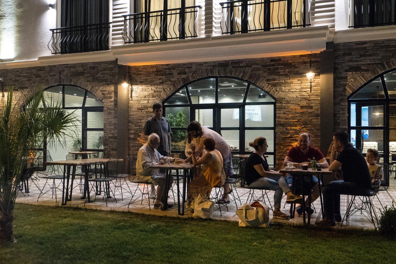8 Rooms Hotel Гелиболу Экстерьер фото