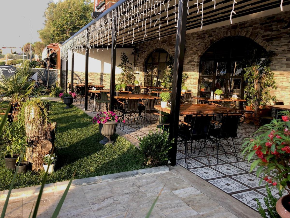 8 Rooms Hotel Гелиболу Экстерьер фото